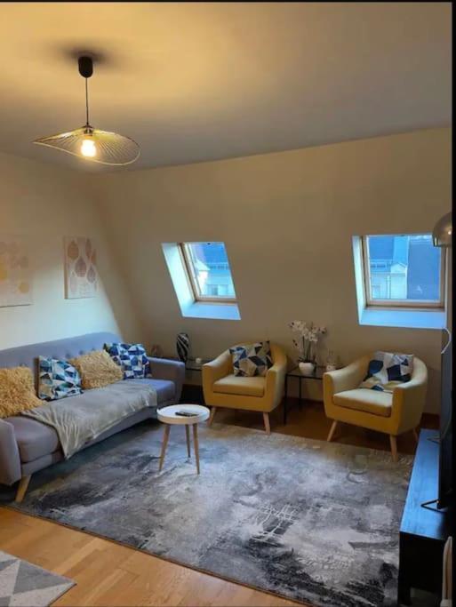 Quiet And Spacious Apartment Near Champs Elysees Paris Exteriör bild