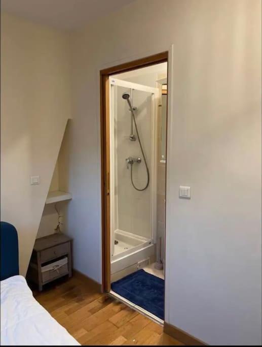 Quiet And Spacious Apartment Near Champs Elysees Paris Exteriör bild